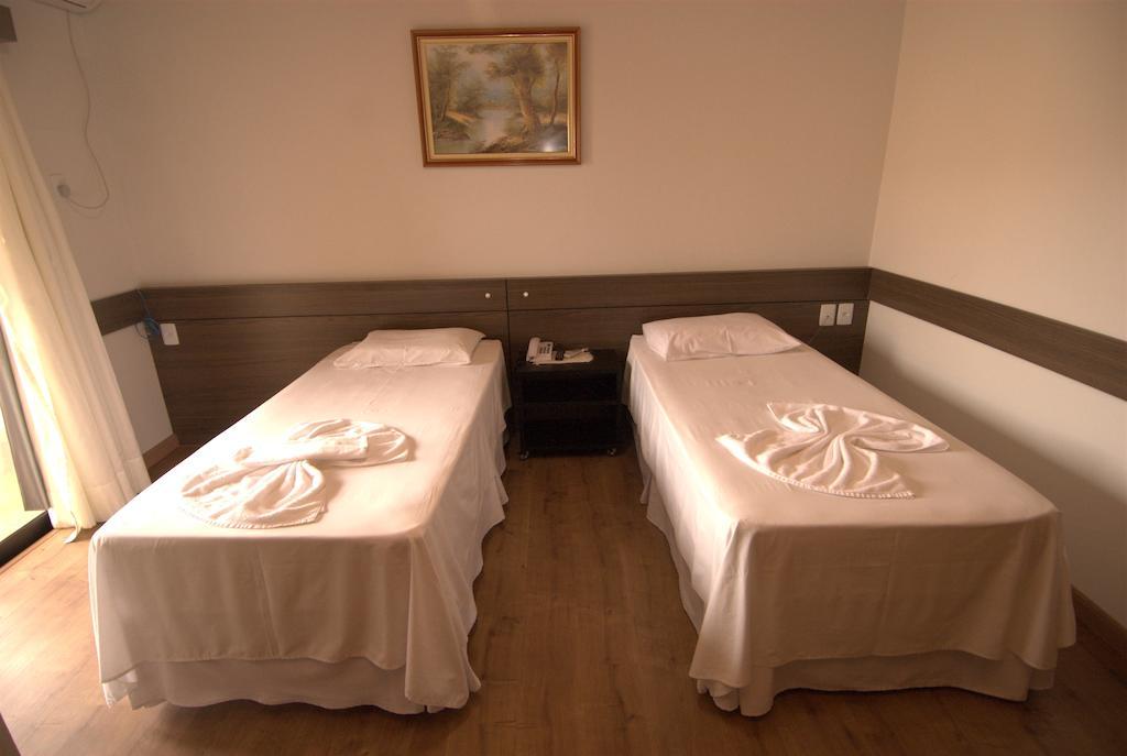 Novo Hotel Tinho Rio do Sul Habitación foto