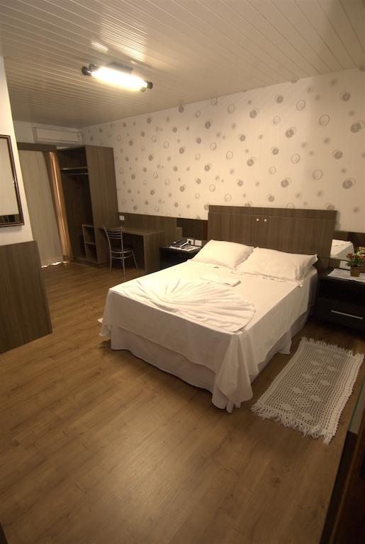 Novo Hotel Tinho Rio do Sul Habitación foto